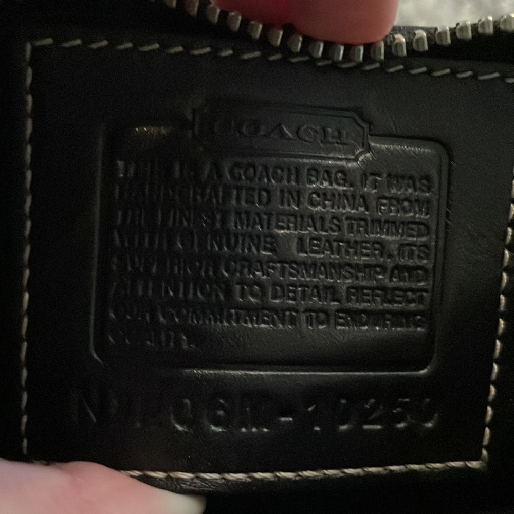 🖤 Amazing 🤩 like new vintage black coach Crossbody bag. - Picture 14 of 14